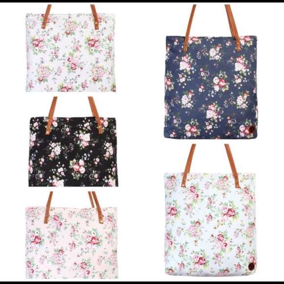 Handbags - 🔥🔥 Large Floral Tote